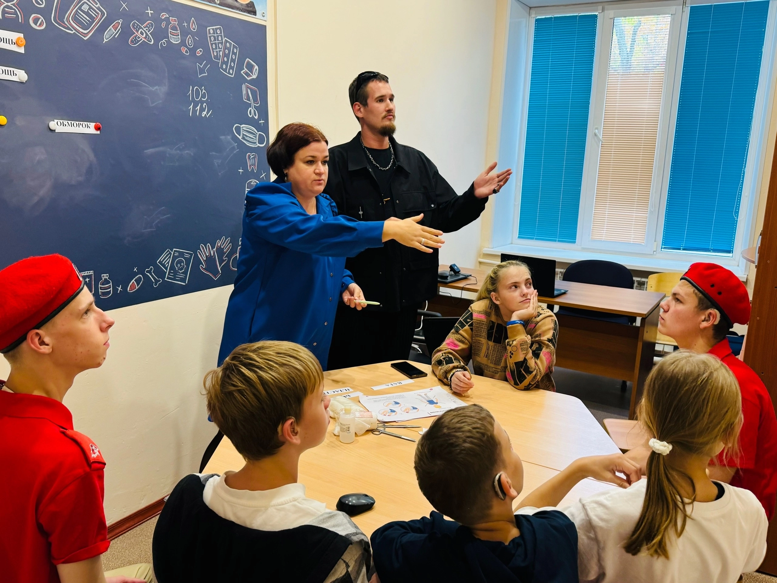 Занятие в Школе первой помощи.