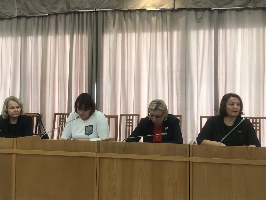 Участие в работе «итогового круглого стола».