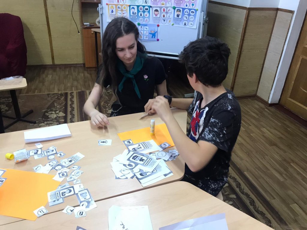 Добрые профессии.