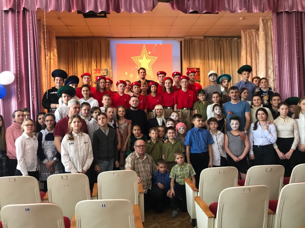 Праздничный концерт.