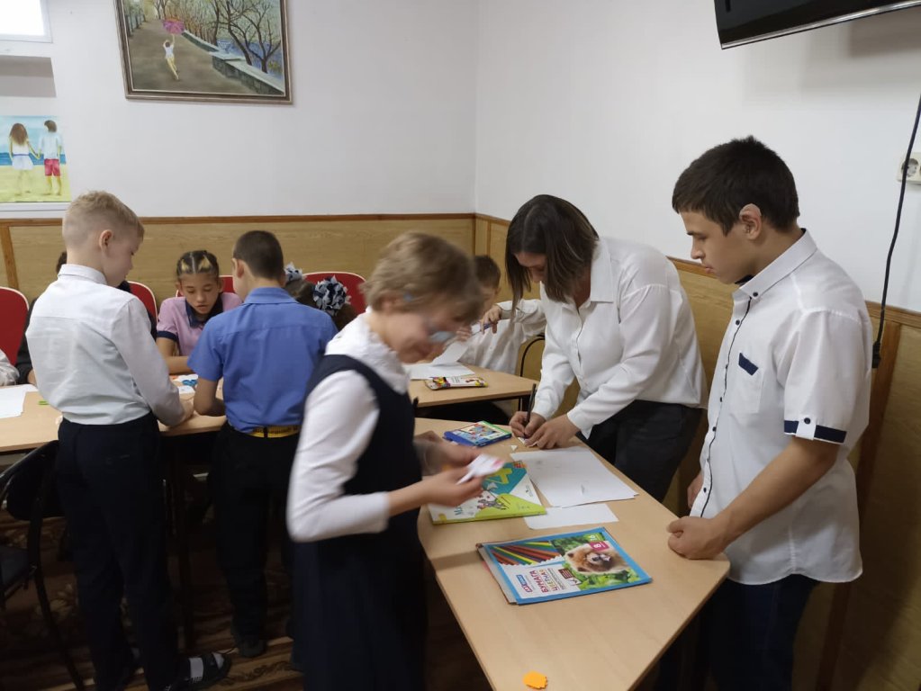 Пусть всегда будет книга.