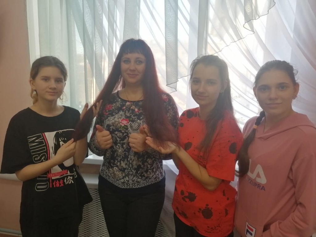  Занятия в студии красоты «Орхидея».
