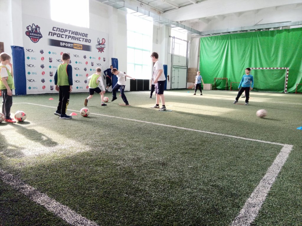 Тренировка по футболу.
