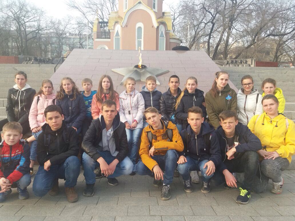 Выезд в театр.