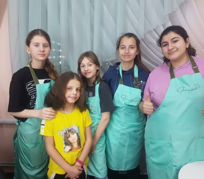 Занятие в студии «Орхидея».
